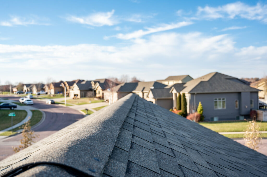 How to clean roof without damaging shingles? 1 Best Guides!